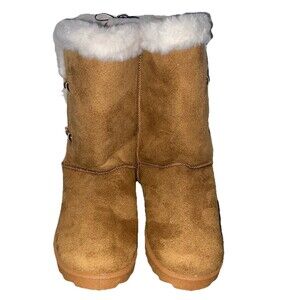 Mudd Women’s Winter Boots SlipOn Faux Fur Decorative Chain Camel Size 9 NWT
